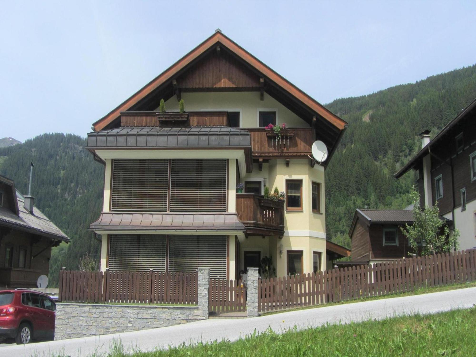 Ferienwohnung Flat In Krimml With A Balcony Exterior foto